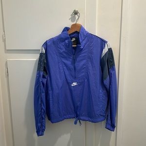 Purple Nike windbreaker pull over